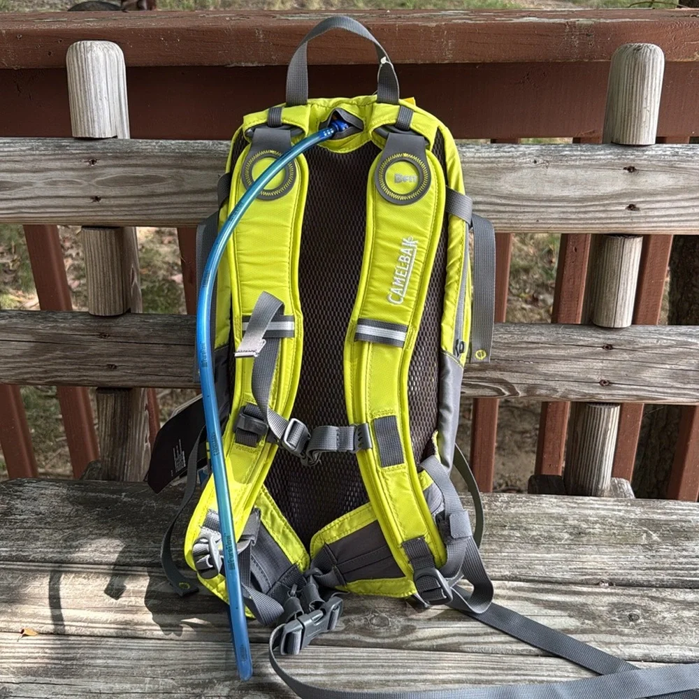 New w/tags Camelbak Mule NV